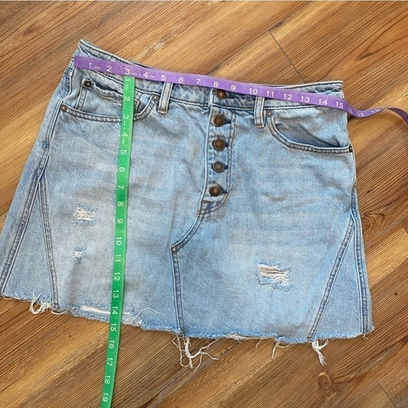 Free People We The Free Button Fly Distressed Denim Skirt - Picture 4 of 11